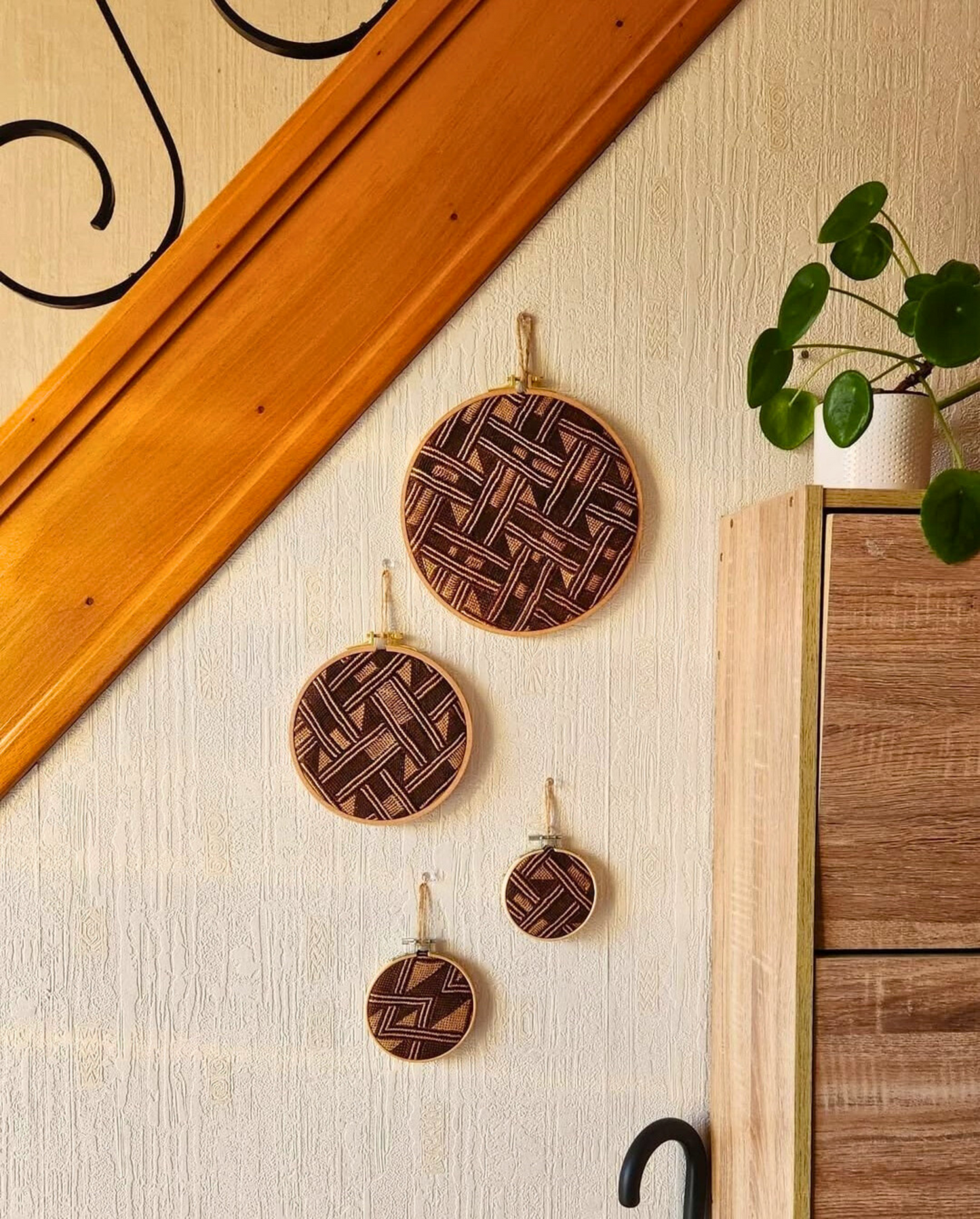 Tissu Kuba à cadre circulaire