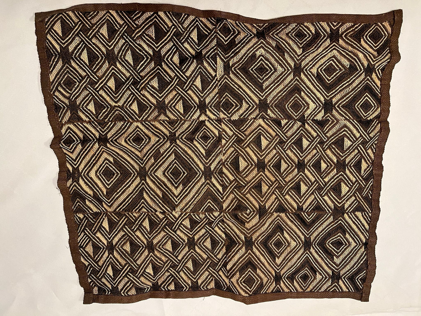 Tapis Kuba - Velours du Kasaï - Décoration murale - African art - 60x60 cm